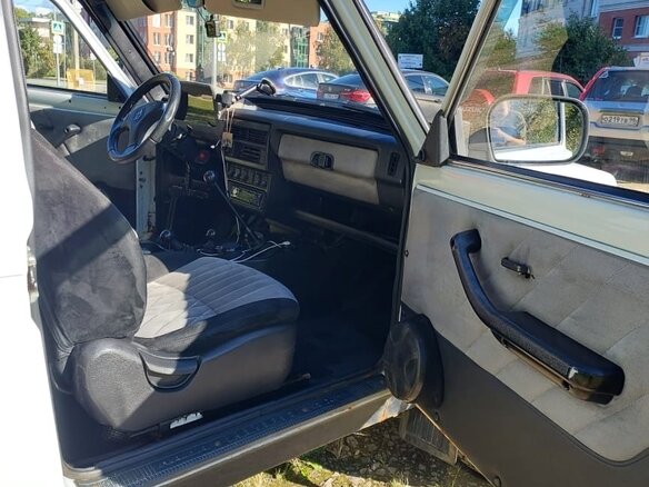 2011 Lada (ВАЗ) 2121 (4x4) I Рестайлинг, белый, 380000 рублей - вид 8