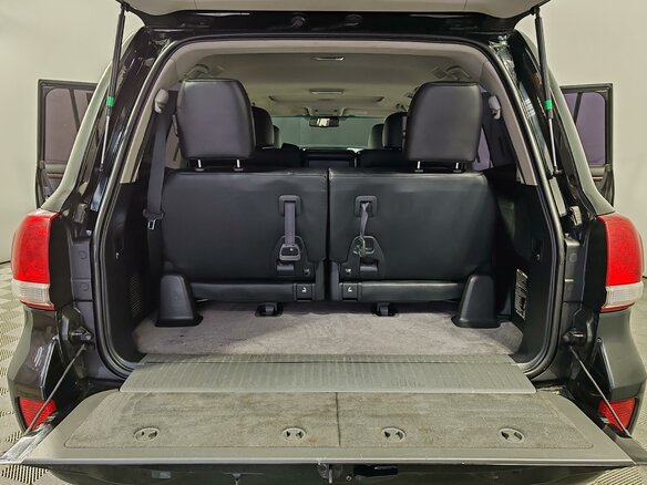 2011 Toyota Land Cruiser 200 Series, чёрный, 2875000 рублей - вид 8