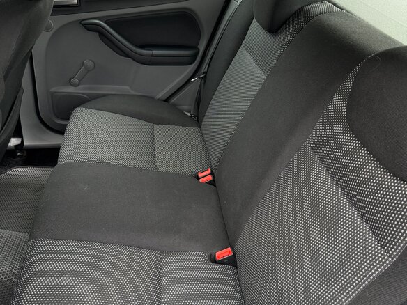 2010 Ford Focus II Рестайлинг, серый, 550000 рублей - вид 14