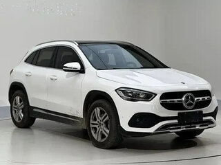 2021 Mercedes-Benz GLA 180 II (H247), белый, 2150002 рублей, вид 3