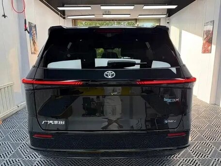 2026 Toyota bZ3X 58.3 kWh, чёрный, 2650000 рублей, вид 5