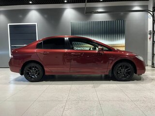 2008 Honda Civic VIII, красный, 585000 рублей, вид 4