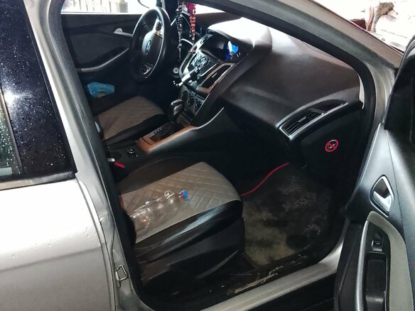 2012 Ford Focus III, серый, 550000 рублей - вид 4