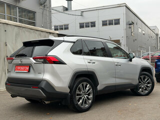 2022 Toyota RAV4 V (XA50), серый, 3199000 рублей, вид 4