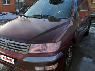 2003 Mitsubishi Space Wagon III, пурпурный, 500000 рублей, вид 1
