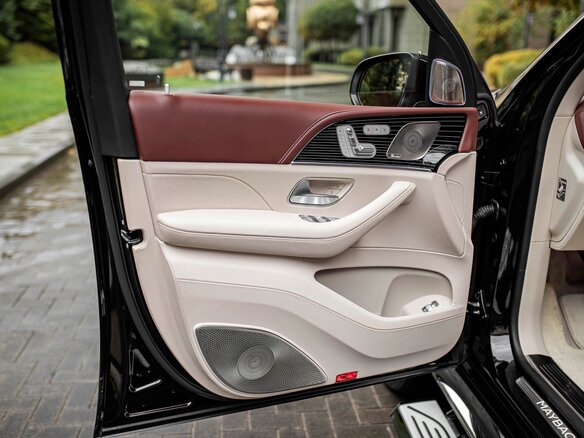 2024 Mercedes-Benz Maybach GLS 600 I Рестайлинг, чёрный - вид 16