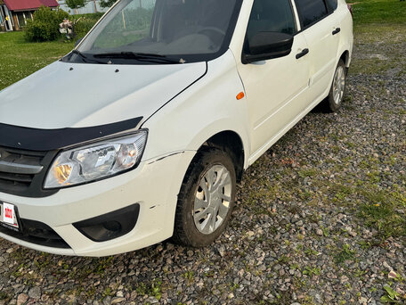 2016 Lada (ВАЗ) Granta I, белый, 330000 рублей, вид 1