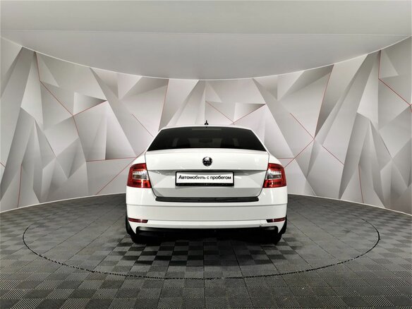 2020 Skoda Octavia III (A7) Рестайлинг, белый - вид 7