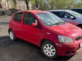 2001 Toyota Vitz I (P10), красный, 250000 рублей - вид 1