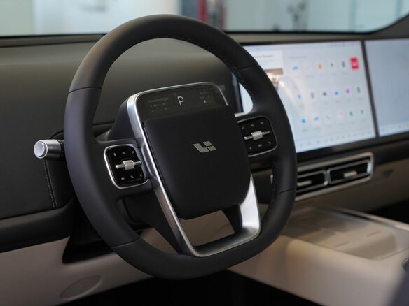 2026 Li Auto (Lixiang) L6 I, белый, 8790000 рублей - вид 33