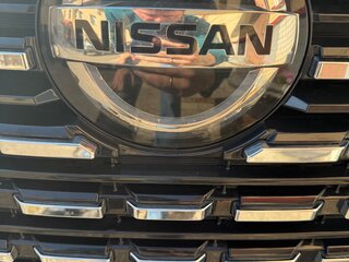 2020 Nissan Serena V (C27) Рестайлинг, белый, 2525000 рублей, вид 4