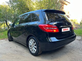 2013 Mercedes-Benz B-Класс 180 II (W246), чёрный, 1100000 рублей, вид 4