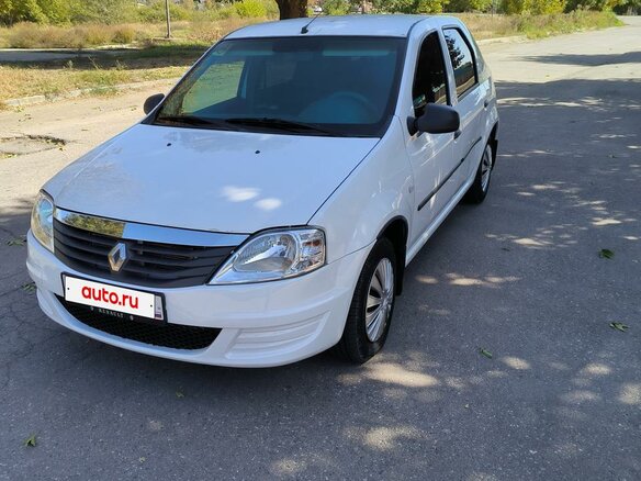2011 Renault Logan I Рестайлинг, белый, 350000 рублей