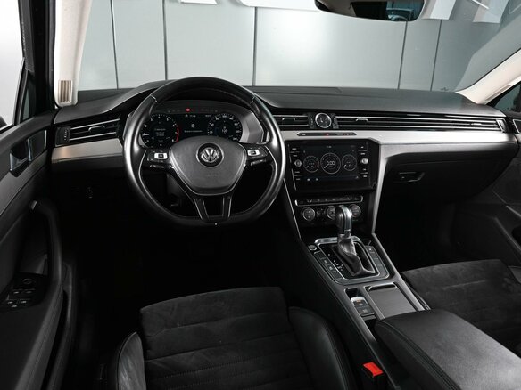 2017 Volkswagen Passat B8, чёрный - вид 5
