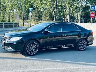 2012 Toyota Camry VII (XV50), чёрный, 1550000 рублей, вид 4