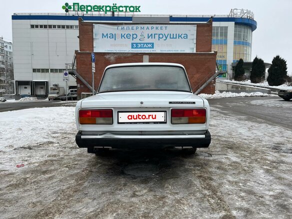 2000 Lada (ВАЗ) 2107, белый, 120000 рублей - вид 11