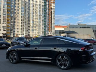 2021 Kia K5 III, чёрный, 2340000 рублей, вид 2