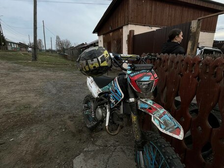 2020 Regulmoto Seven Medalist 150E, белый, 95000 рублей, вид 4