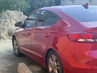 2017 Hyundai Elantra VI (AD), красный, 1099999 рублей, вид 5