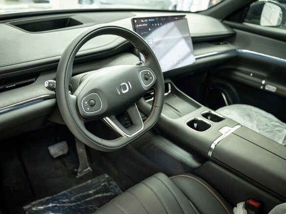 2026 Changan Qiyuan Q07 21.5 kWh, серебристый, 3390000 рублей - вид 6