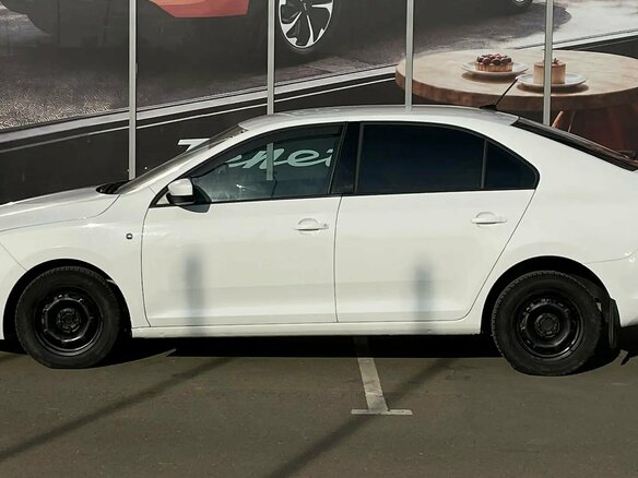 2017 Skoda Rapid I, белый, 870000 рублей - вид 4