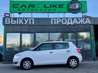 2011 Skoda Fabia II Рестайлинг, белый, 469000 рублей, вид 3
