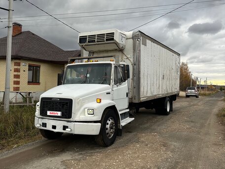2003 Freightliner Business Class (M2), белый, 959000 рублей, вид 1
