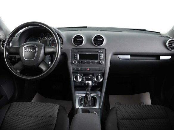 2013 Audi A3 II (8P) Рестайлинг 2, белый, 1299000 рублей - вид 10