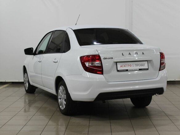 2023 Lada (ВАЗ) Granta I Рестайлинг, белый, 830000 рублей - вид 7