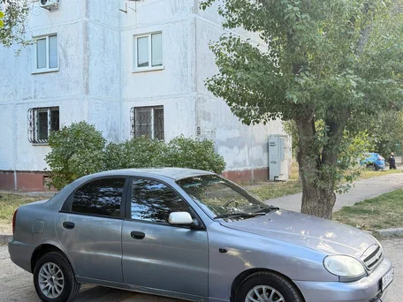 2009 Chevrolet Lanos I, серебристый, 140000 рублей, вид 5