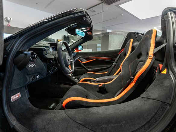 2026 McLaren 750S, оранжевый, 42900000 рублей - вид 16