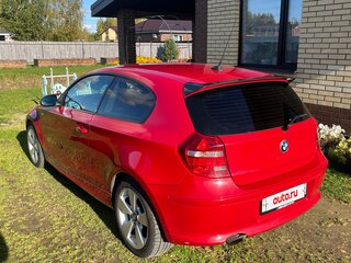 2007 BMW 1 серии 116i I (E81/E82/E87/E88) Рестайлинг, красный, 630000 рублей, вид 4