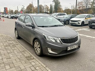 2014 Kia Rio 4-speed III, серый, 809000 рублей, вид 2