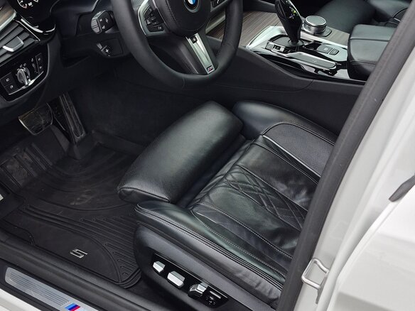 2019 BMW 5 серии 530d xDrive VII (G30/G31/G38), белый - вид 14