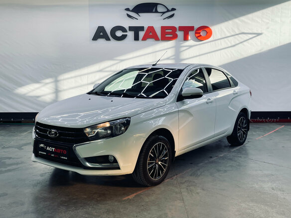 2018 Lada (ВАЗ) Vesta I, белый, 890000 рублей