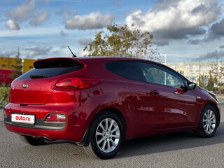 2014 Kia Ceed II, красный, 850000 рублей, вид 4