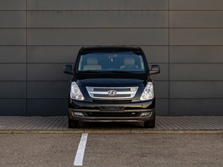 2012 Hyundai Grand Starex I, чёрный, 2195000 рублей, вид 2