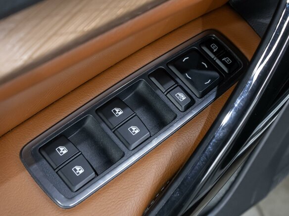 2024 Lada (ВАЗ) Vesta Cross I Рестайлинг (NG), белый, 1560000 рублей - вид 15