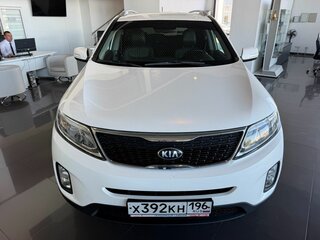 2020 Kia Sorento II Рестайлинг, белый, 2435000 рублей, вид 2