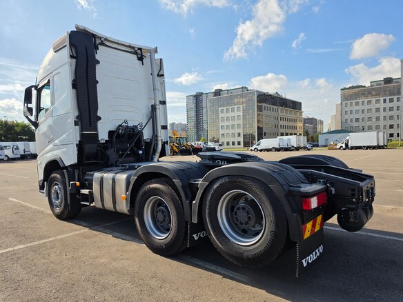 2026 Volvo FH, белый, 24777000 рублей - вид 3
