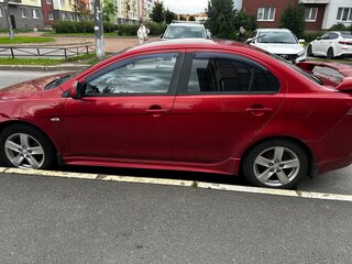 2008 Mitsubishi Lancer X, красный, 620000 рублей, вид 3