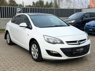 2014 Opel Astra J Рестайлинг, белый, 756000 рублей, вид 1