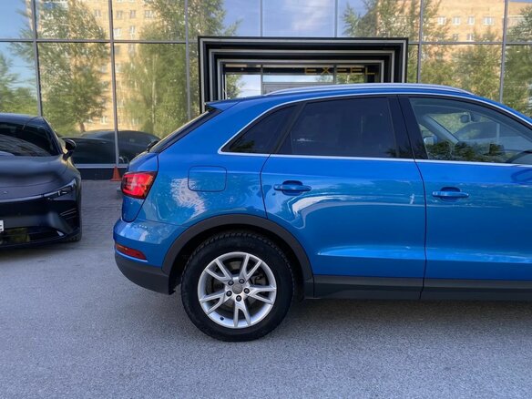 2015 Audi Q3 I (8U) Рестайлинг, синий - вид 11