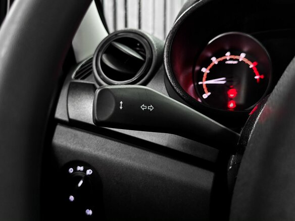 2025 Lada (ВАЗ) Granta I Рестайлинг, белый, 789000 рублей - вид 10
