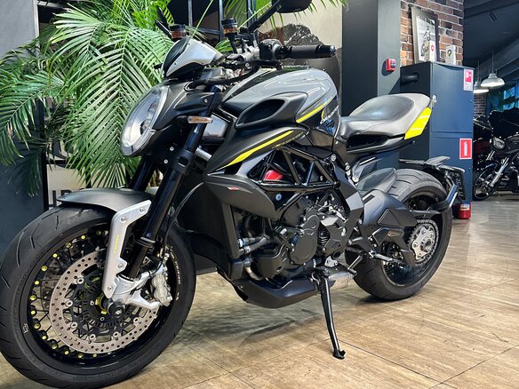 2019 MV Agusta Dragster 800, серый, 1250000 рублей - вид 3