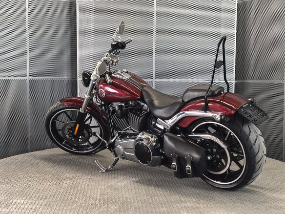 2014 Harley-Davidson Breakout, красный, 1399000 рублей - вид 5