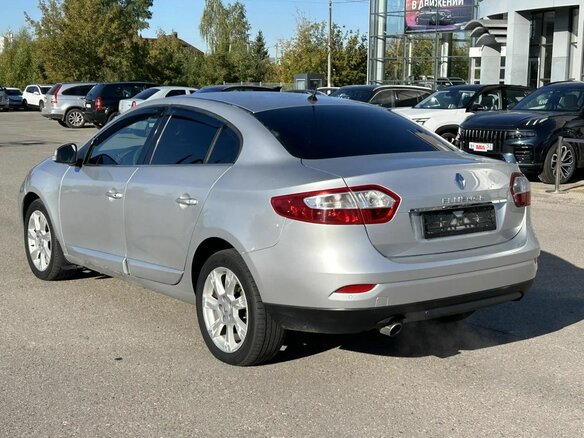 2010 Renault Fluence I, серый, 530000 рублей - вид 5