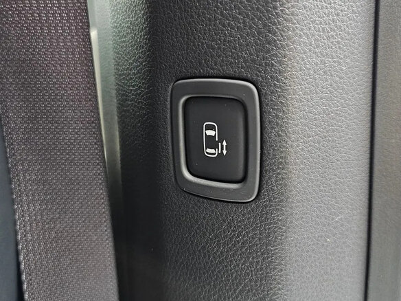 2025 Kia Carnival IV Рестайлинг, серебристый, 7400001 рублей - вид 18