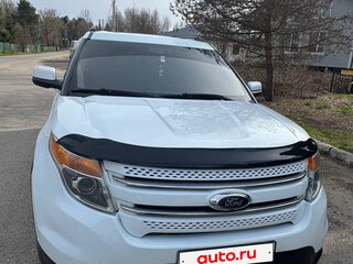 2013 Ford Explorer V, белый, 1750000 рублей, вид 1
