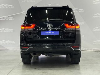 2021 Toyota Land Cruiser 300 Series, чёрный, 10800000 рублей, вид 4